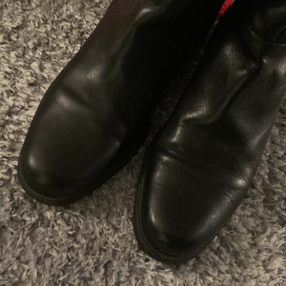 Naturalizer black leather boots size 7 wide, NOT wide calf. - Picture 3 of 7